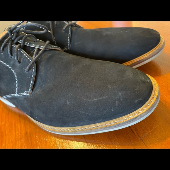 Clark’s men’s black suede shoes.  11.5 wide. - Picture 5 of 9